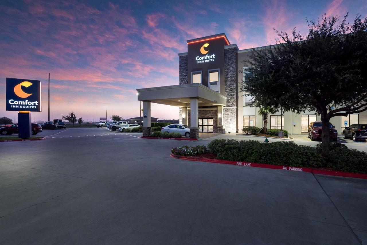 Comfort Inn & Suites Victoria North Exteriér fotografie