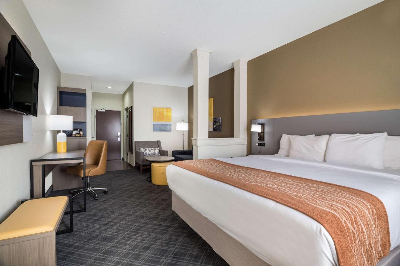Comfort Inn & Suites Victoria North Exteriér fotografie